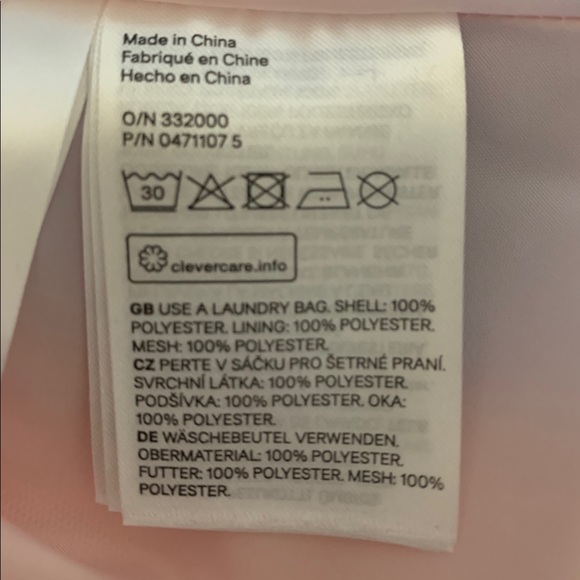 ⬇️Price⬇️ NWT H&M Disney Frozen Elsa Dress size 4-5 - Picture 6 of 6